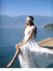 ​形容花的唯美短句 彼岸花悲伤古风句子