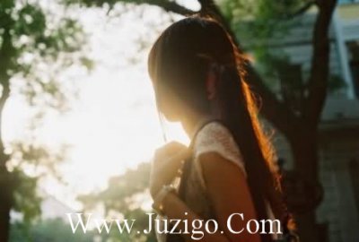 ​又要离开家的心情短语再见了故乡的简短说说(精选24句)