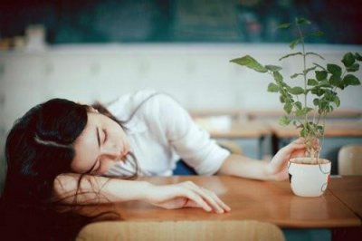 ​形容思念一个人的句子27条