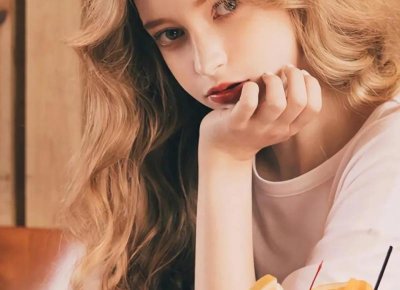 ​浪漫爱情短句10字(浪漫的爱情句子10字)
