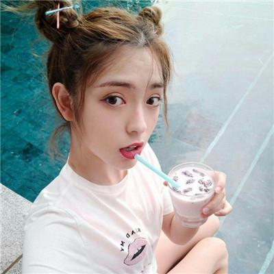 【必备】2025年唯美经典句子摘录48句