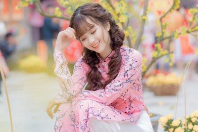 ​赞美女人才华与美貌并存的句子(必选推荐17句)