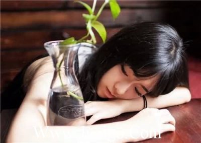 ​伤心爱情短信2023年80句