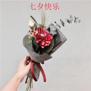 ​伤感扎心语录长篇（泰戈尔爱情伤感语录）