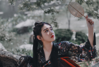 ​很甜很暖的爱情文案(很甜很暖的爱情长文案)